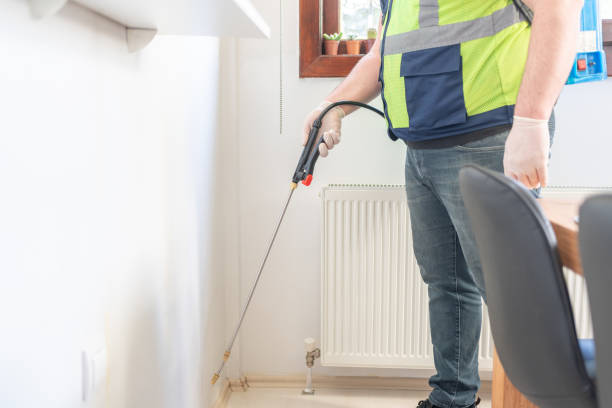 Best Mosquito Control Services  in Newberry, MI